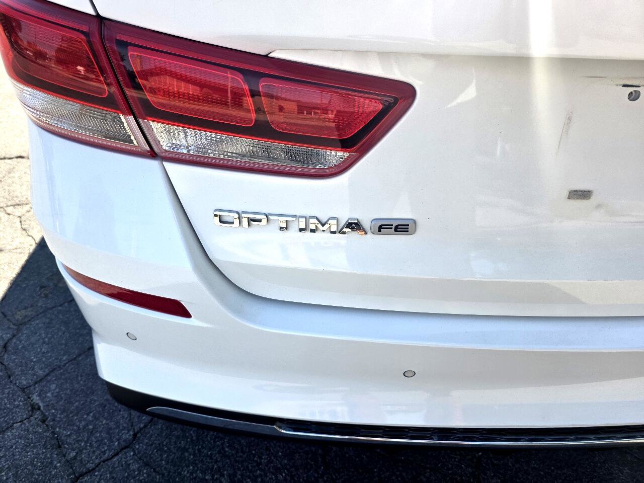 Used 2020 Kia Optima LX image 4