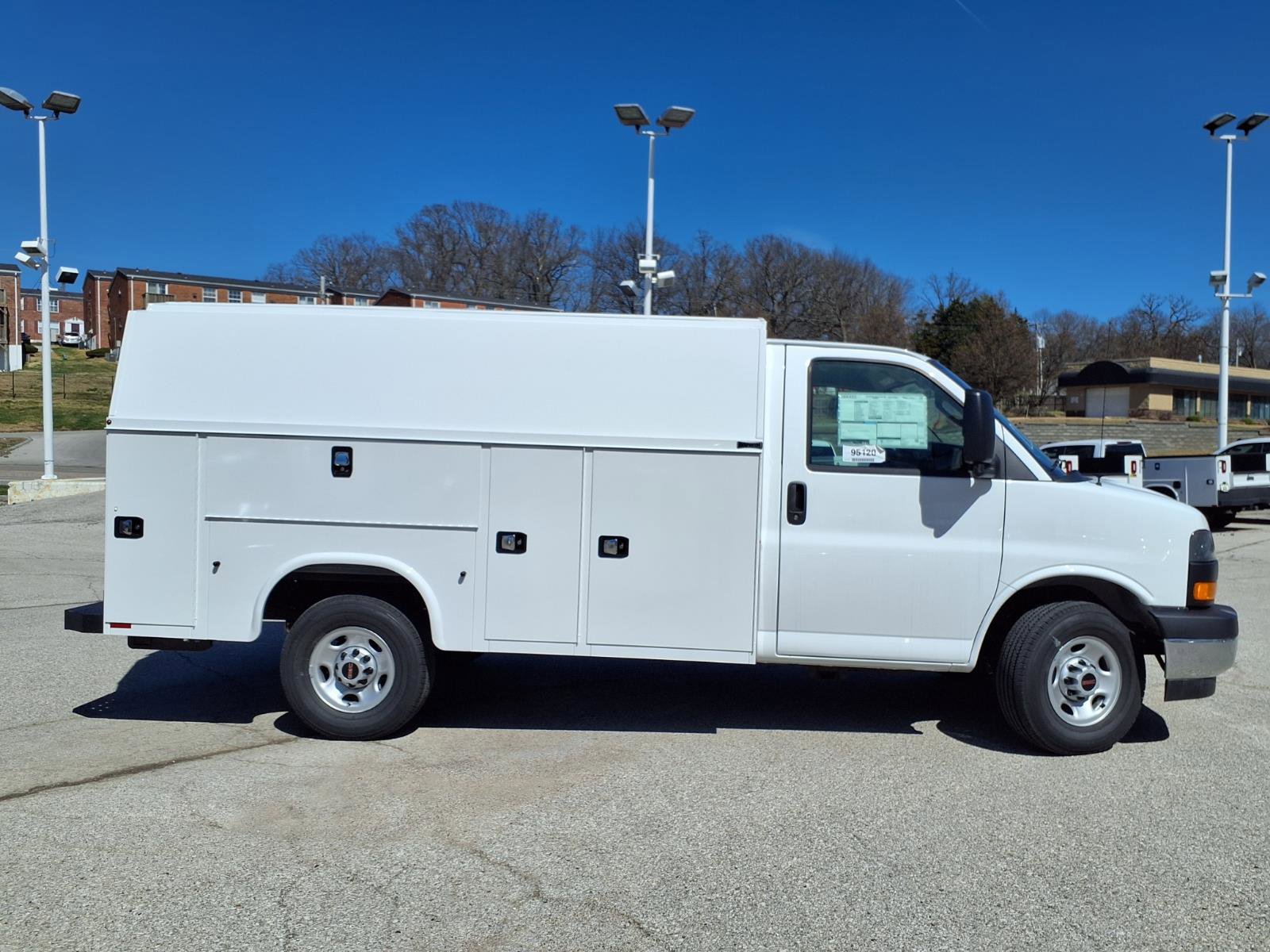 New 2025 GMC Savana 3500 w/ Power Convenience Package RWD image 18