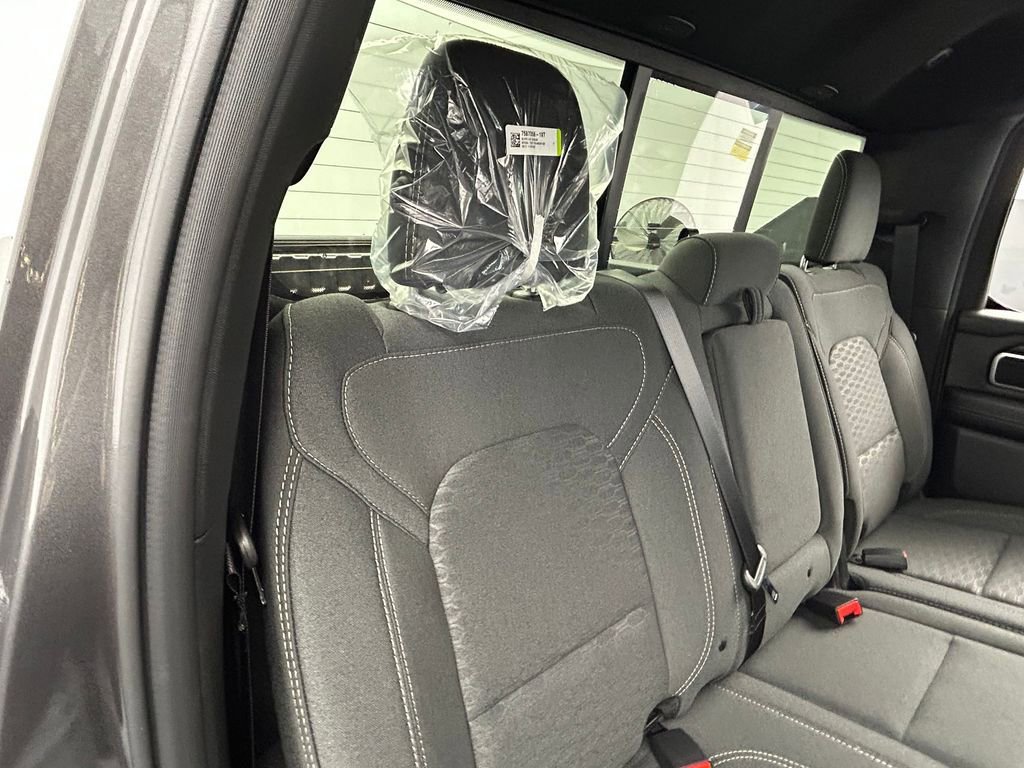 New 2026 RAM 1500 Big Horn w/ Night Edition image 32