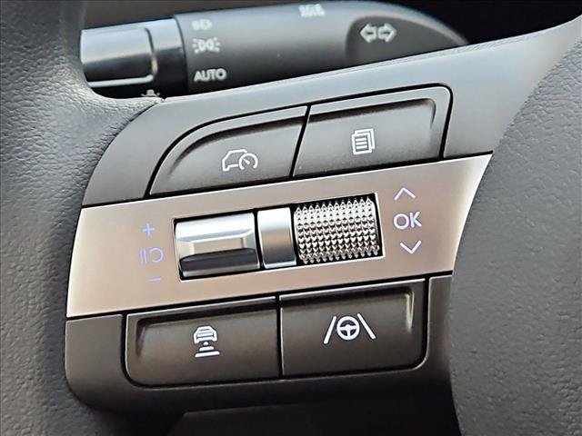 New 2027 Hyundai Kona SE FWD image 16