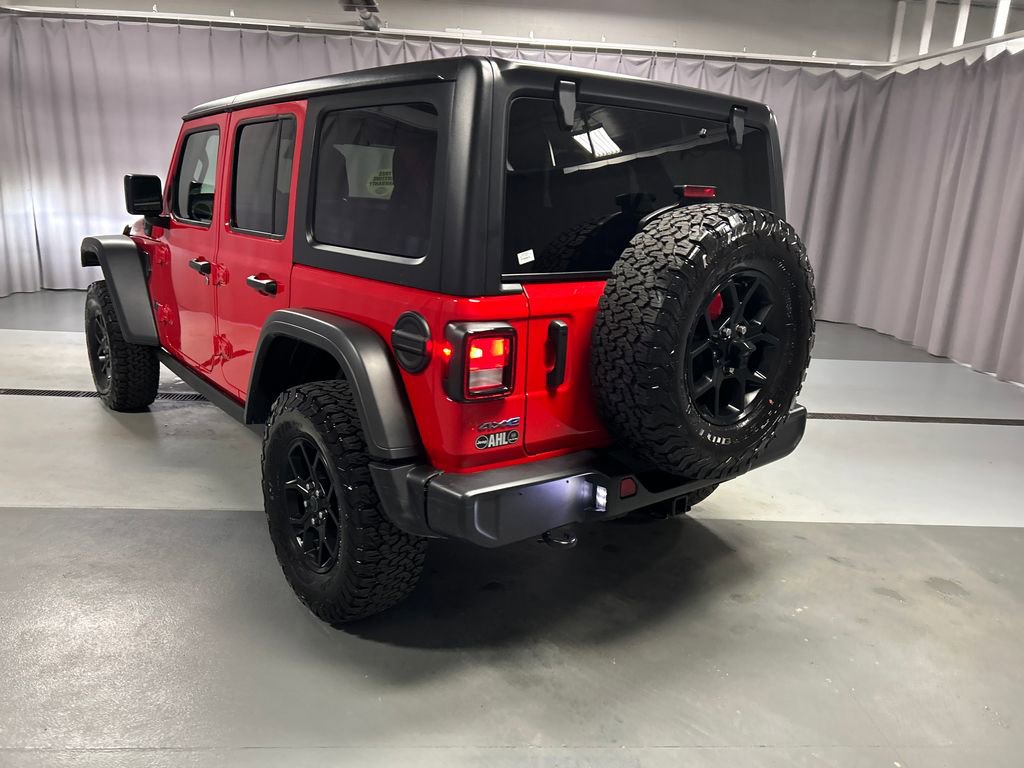Used 2025 Jeep Wrangler Willys 4xe image 5