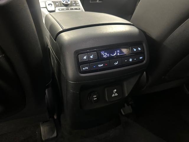 Used 2023 Hyundai Palisade Calligraphy image 22