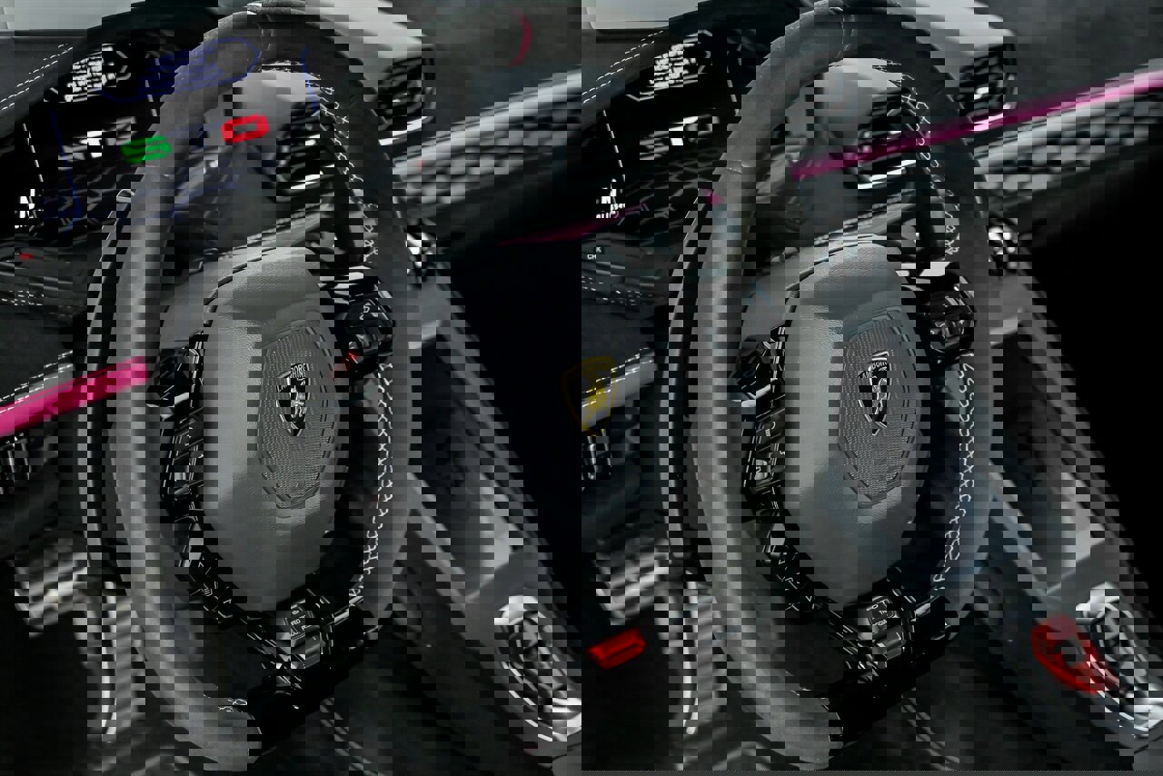 Used 2022 Lamborghini Huracan STO image 30