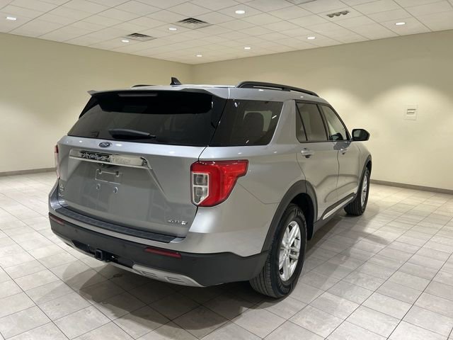 Certified 2023 Ford Explorer XLT w/ Equipment Group 202A image 5