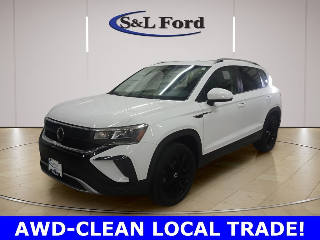 Used 2022 Volkswagen Taos SE w/ Panoramic Sunroof Package image 1