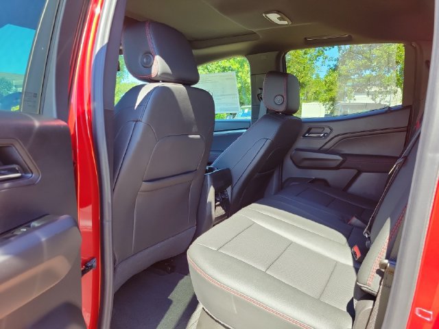 New 2026 Chevrolet Colorado Z71 w/ Technology Package AWD/4WD image 11