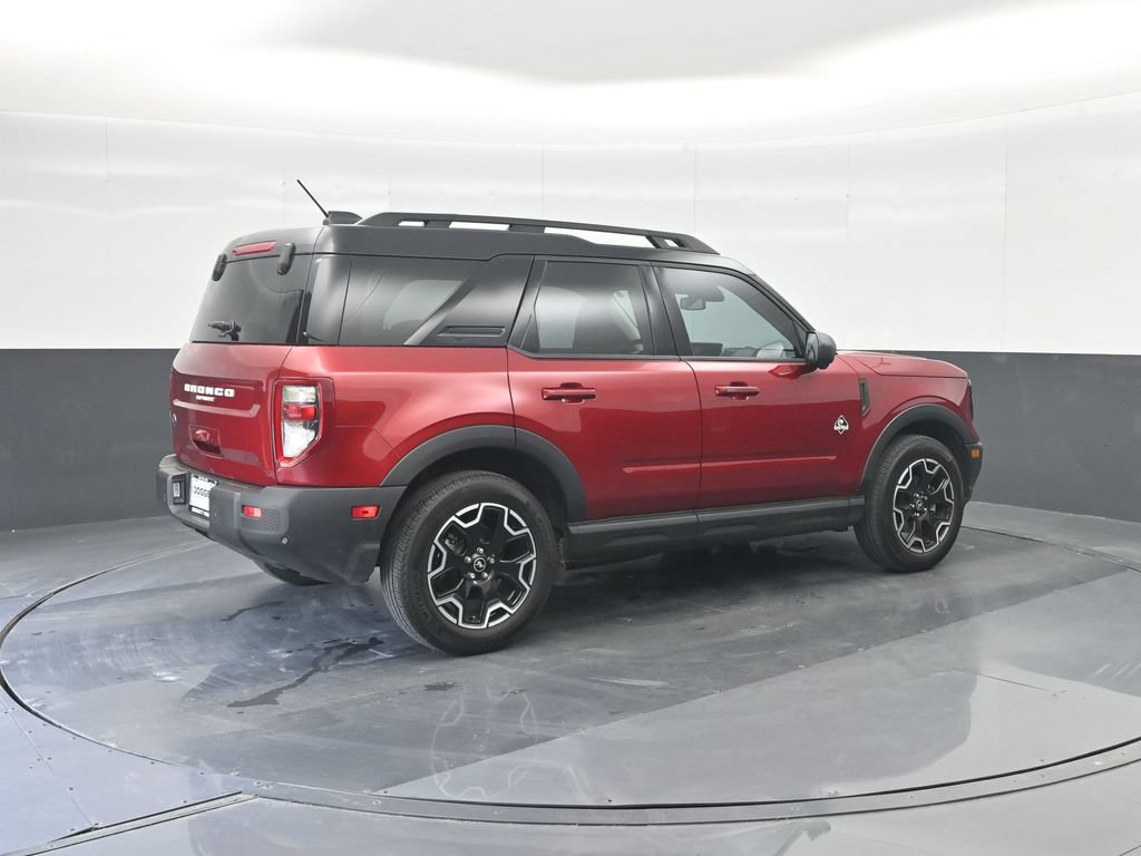 Certified 2025 Ford Bronco Sport Outer Banks w/ Outer Banks Tech Package+ AWD/4WD image 15