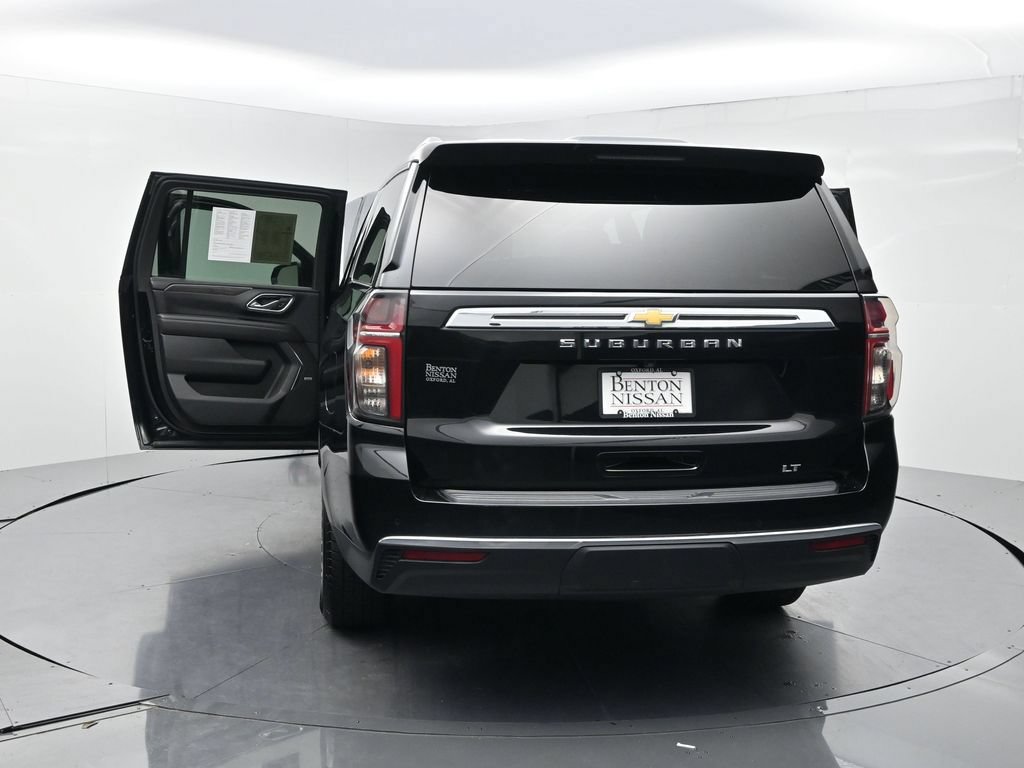 Used 2024 Chevrolet Suburban LT AWD/4WD image 29