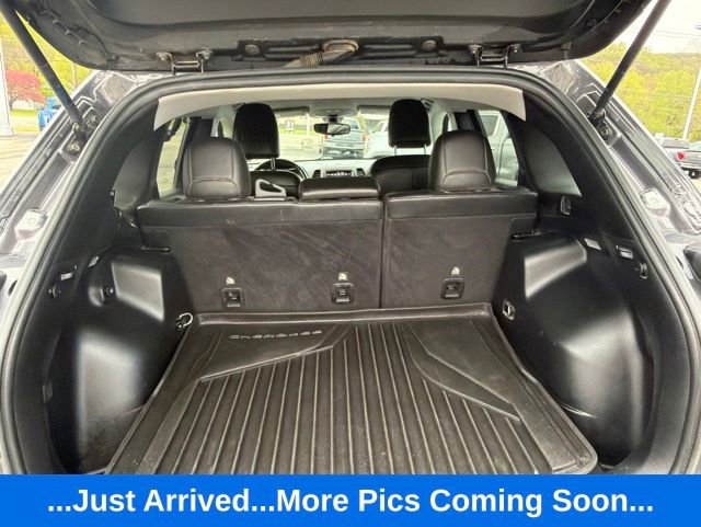 Used 2020 Jeep Cherokee Trailhawk w/ Cold Weather Group AWD/4WD image 8