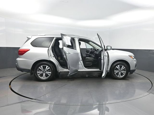 Used 2020 Nissan Pathfinder S image 36