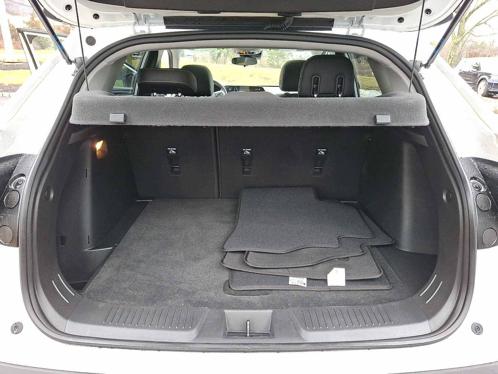 Used 2025 Chevrolet Trax ACTIV w/ Sunroof Package image 26