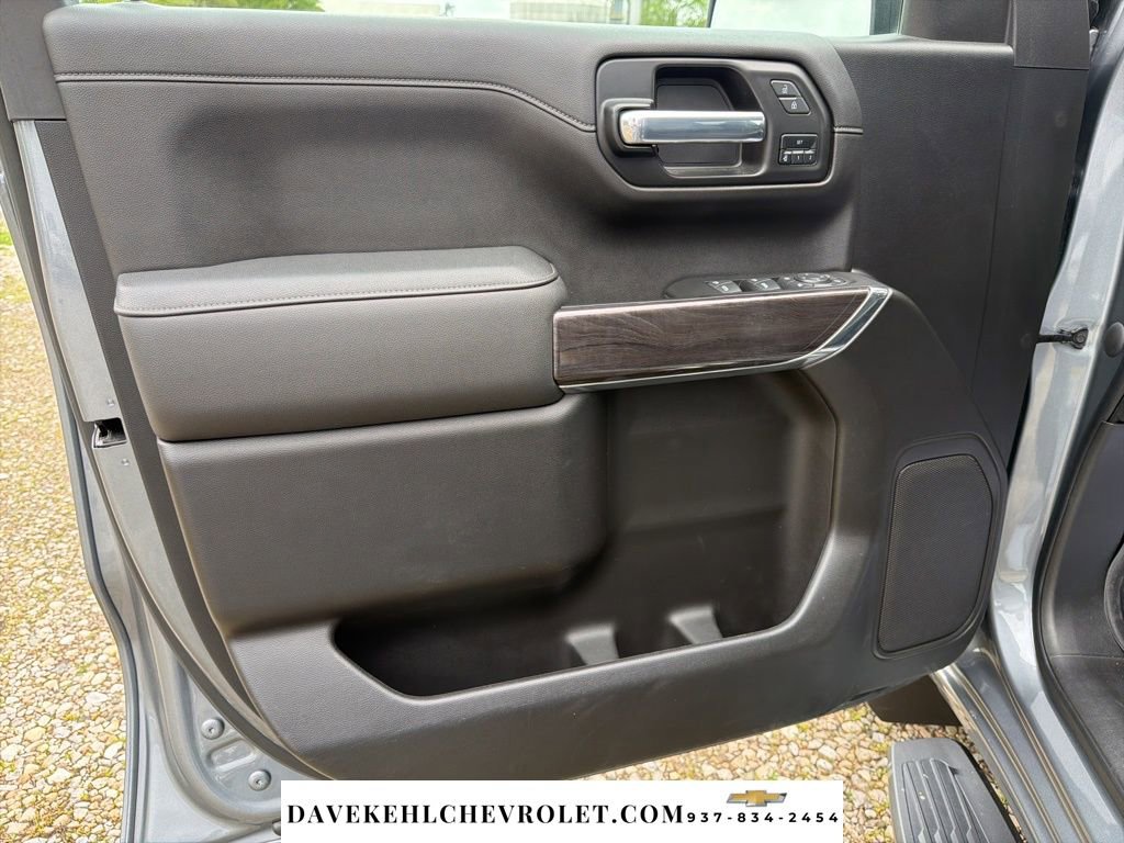 Used 2022 Chevrolet Silverado 1500 LTZ AWD/4WD image 9