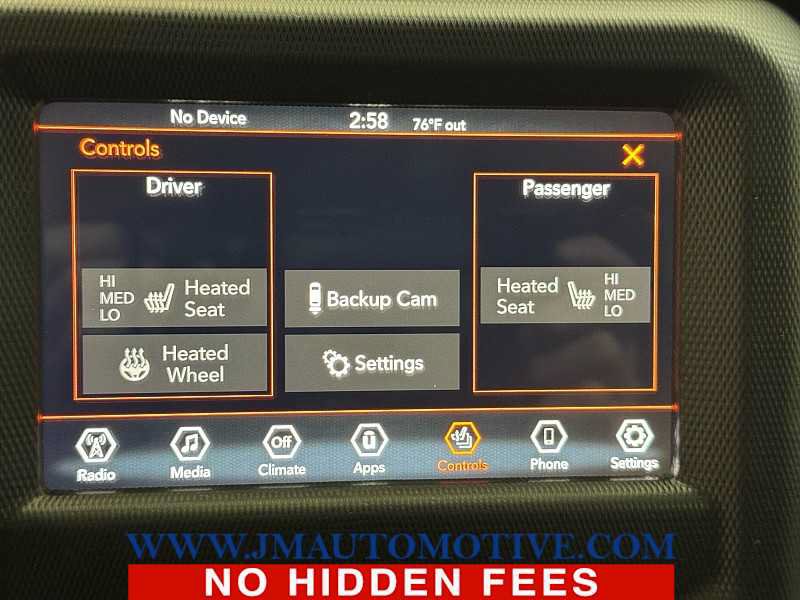 Used 2019 Jeep Wrangler Unlimited Sahara w/ Cold Weather Group AWD/4WD image 27