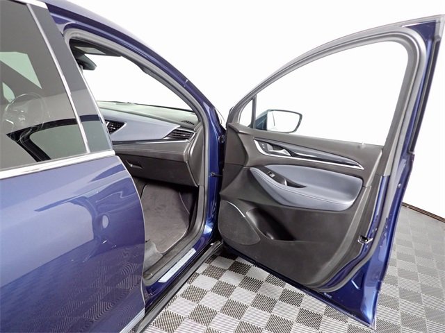 Used 2022 Buick Enclave Essence image 35