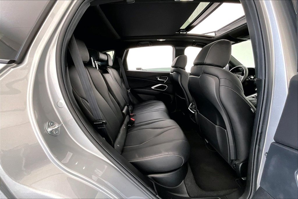 Certified 2025 Acura RDX SH-AWD image 33