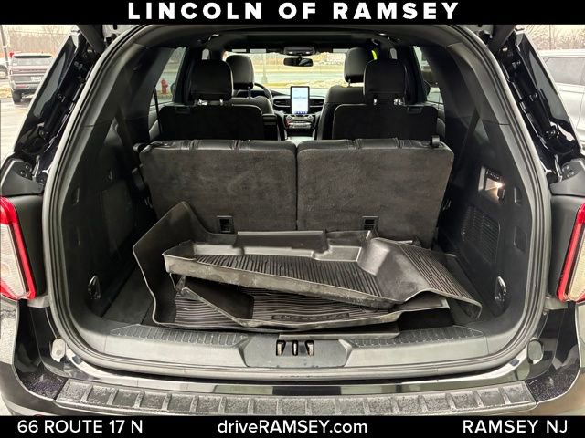 Used 2023 Ford Explorer ST w/ Equipment Group 401A image 6