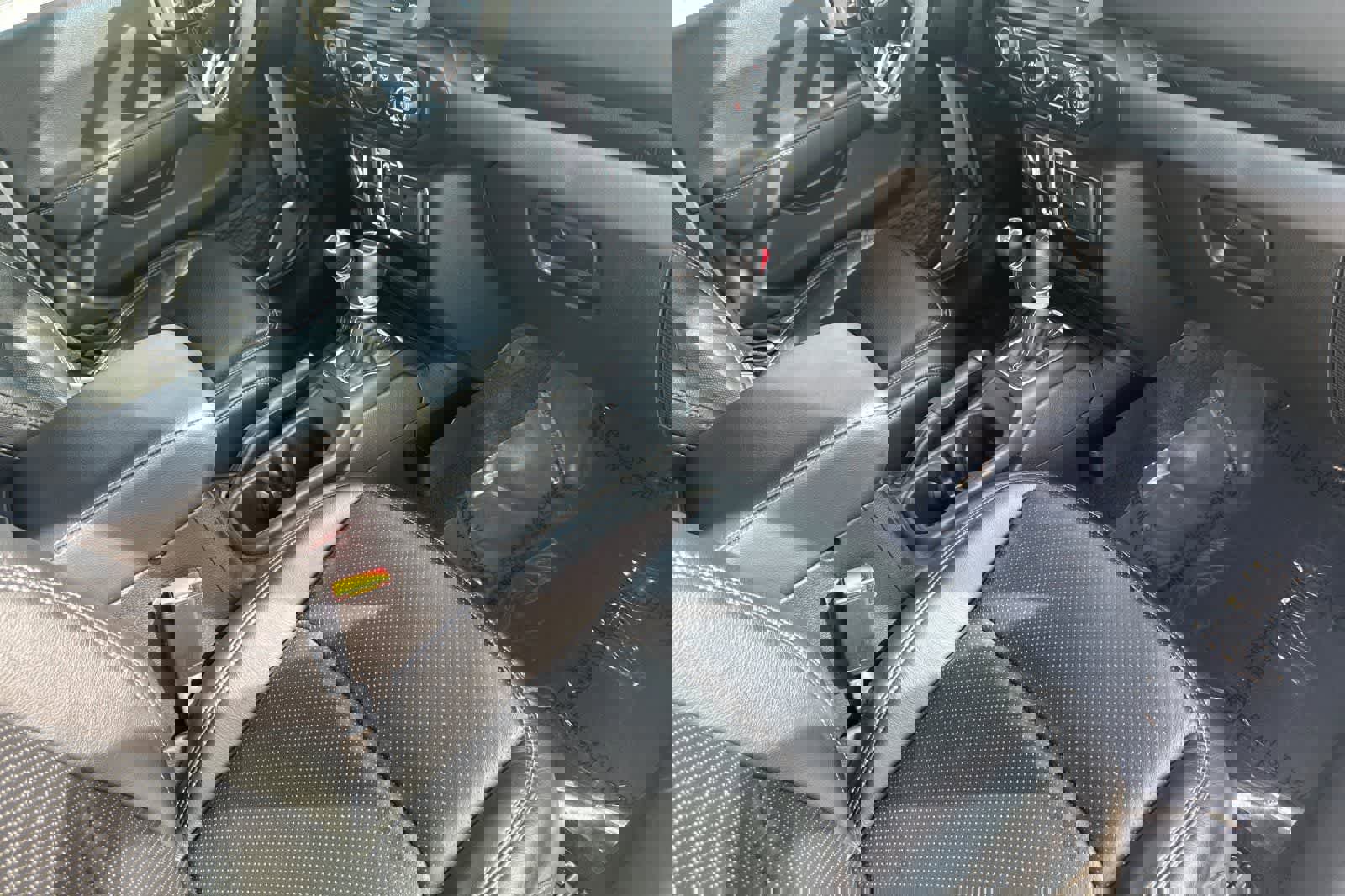 Used 2021 Jeep Gladiator Overland image 16