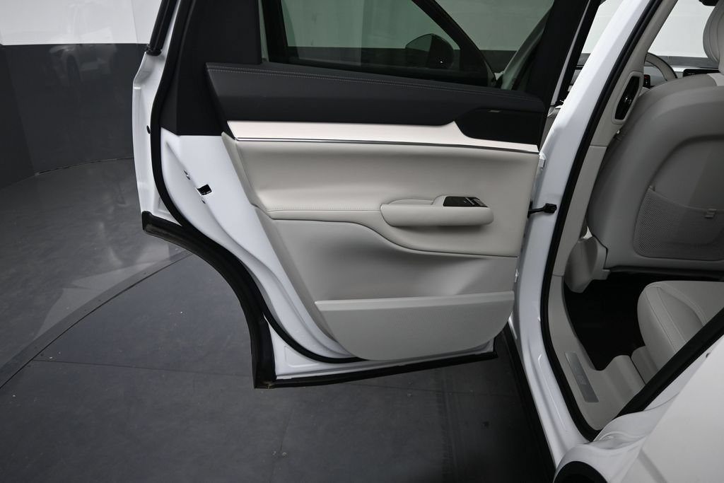 New 2026 Volvo EX90 Plus AWD/4WD image 12