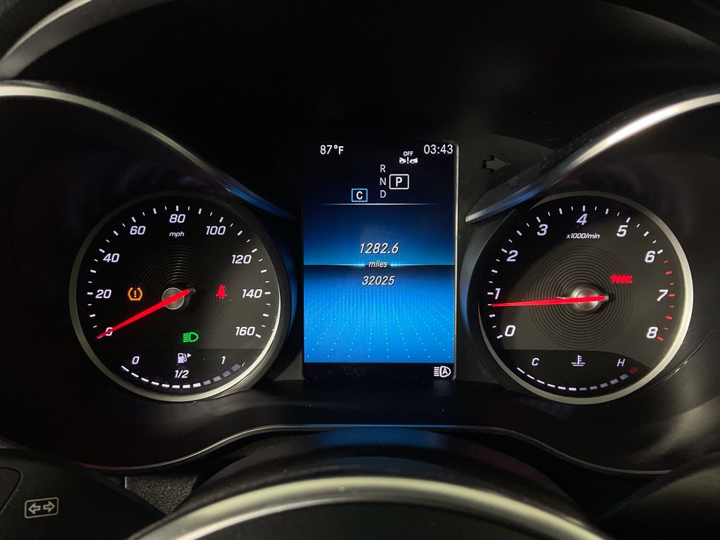 Used 2022 Mercedes-Benz GLC 300 image 26