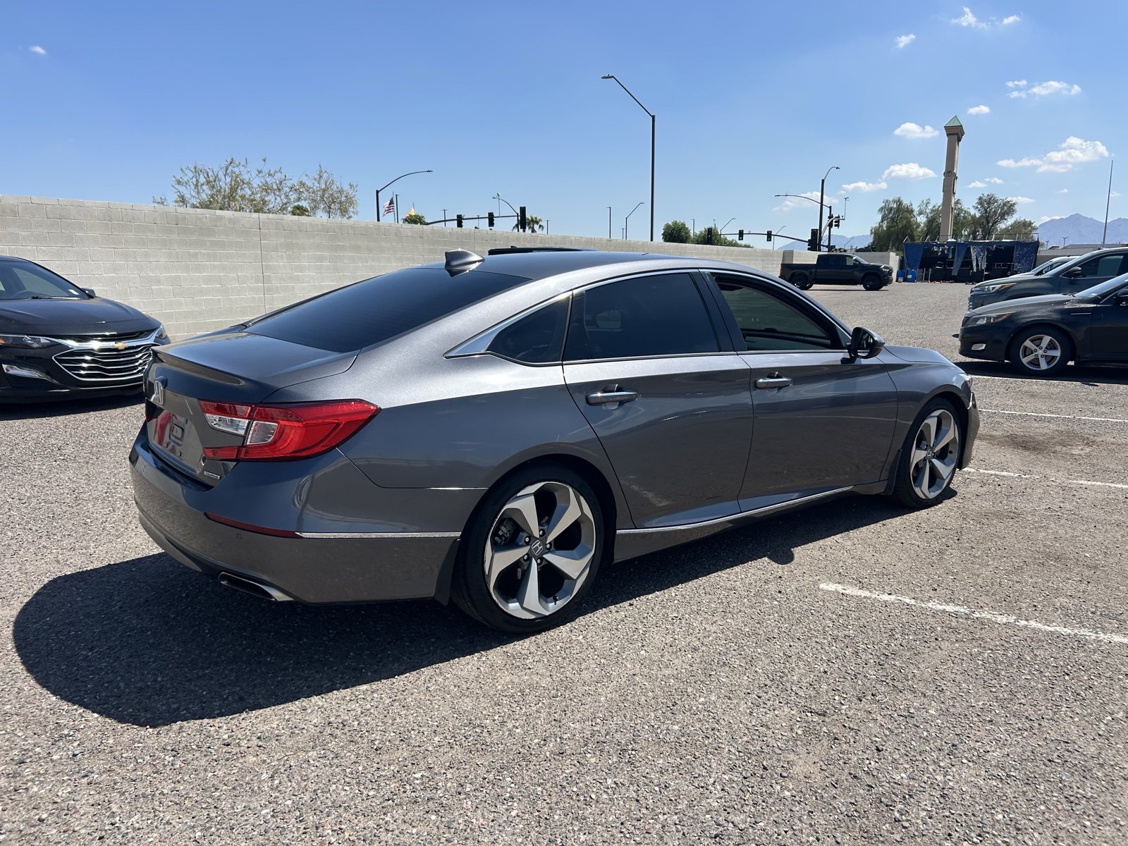 Used 2018 Honda Accord Touring image 5