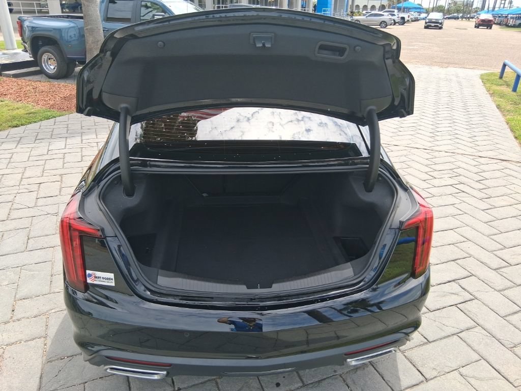 Used 2025 Cadillac CT5 Premium Luxury RWD image 7