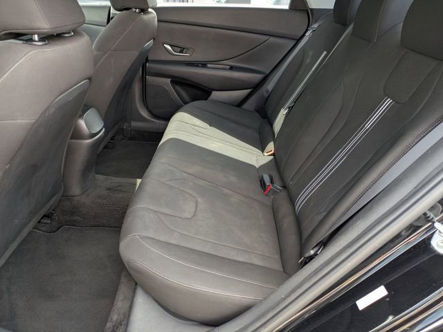 Used 2021 Hyundai Elantra SEL w/ Cargo Package FWD image 24