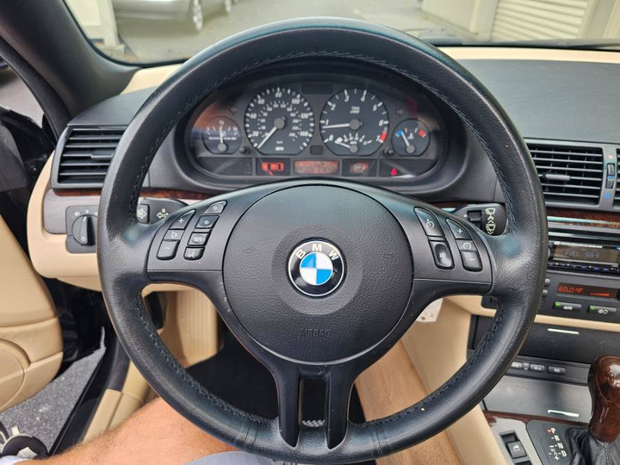 Used 2004 BMW 325Ci Convertible RWD image 14