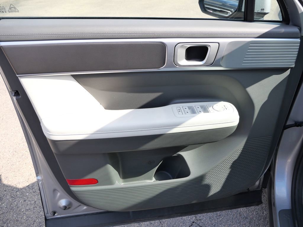 Used 2025 Hyundai Santa Fe SEL image 28