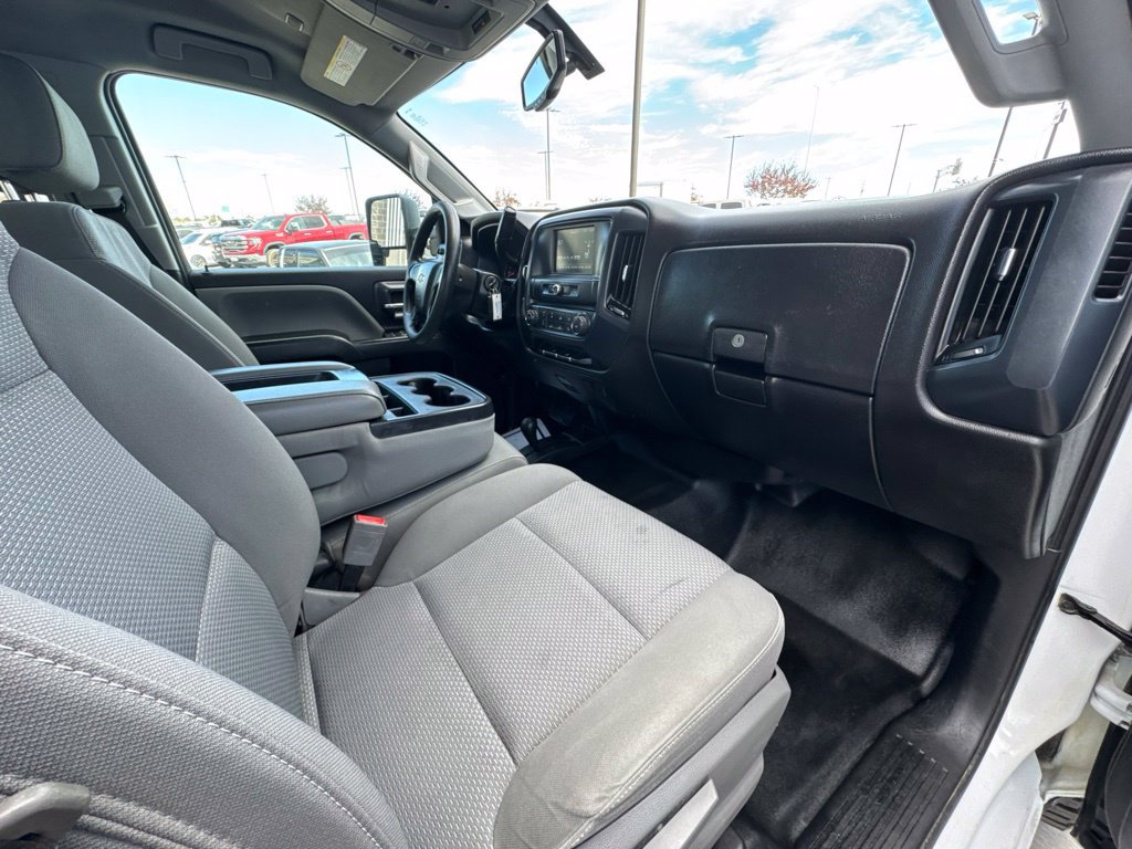 Used 2019 Chevrolet Silverado 2500 W/T w/ WT Convenience Package AWD/4WD image 31