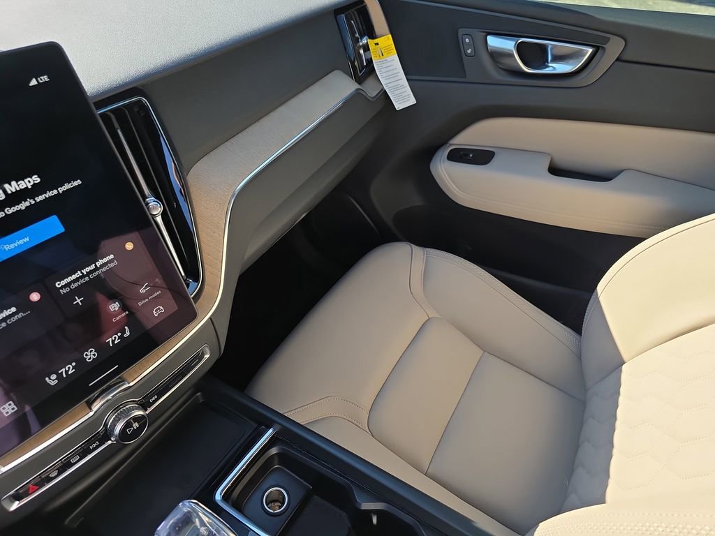 Certified 2026 Volvo XC60 B5 Plus w/ Protection Package Premier AWD/4WD image 33