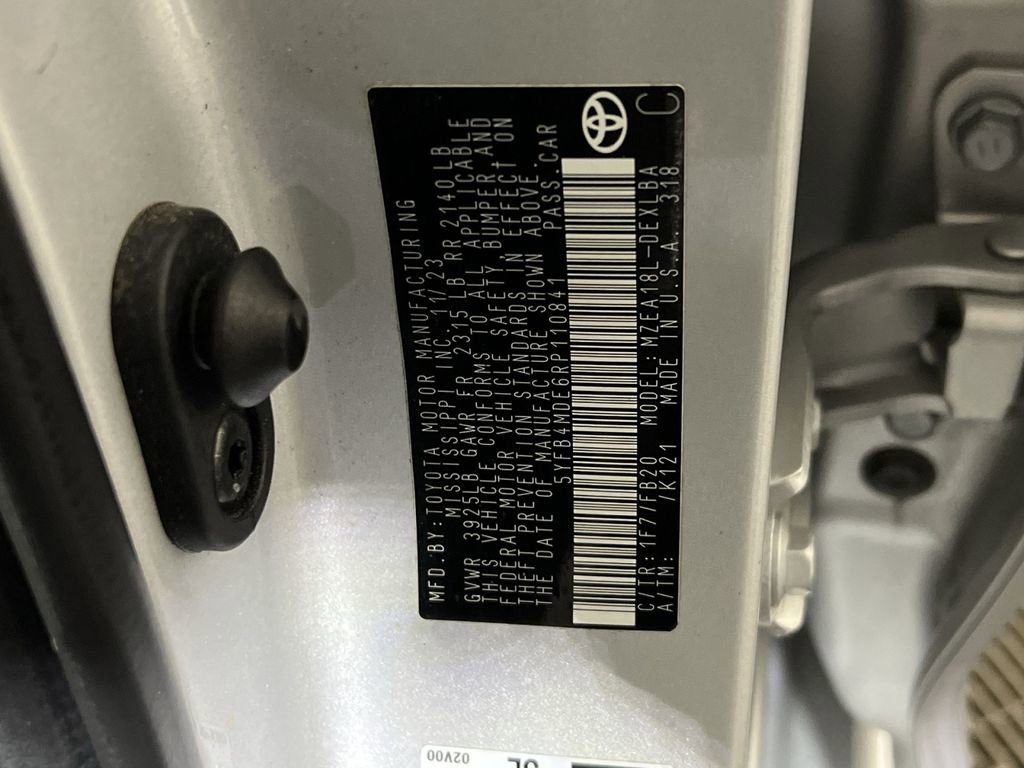 Used 2024 Toyota Corolla LE image 34