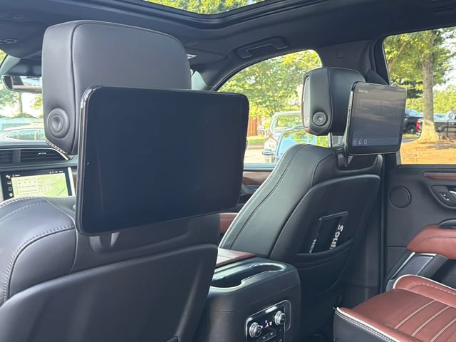 Used 2024 GMC Yukon Denali Ultimate AWD/4WD image 23