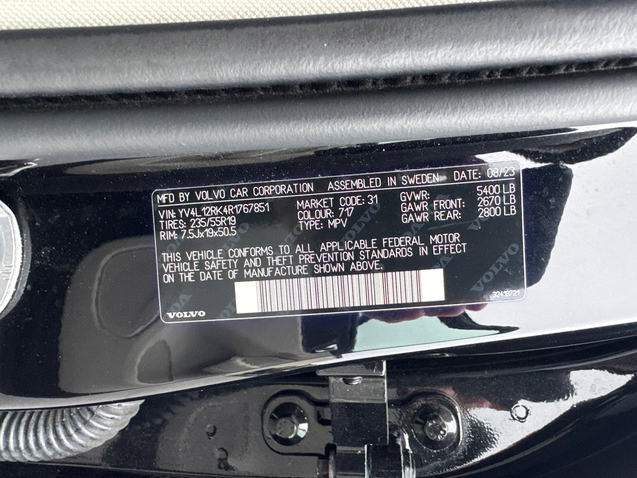 Used 2024 Volvo XC60 B5 Core image 29