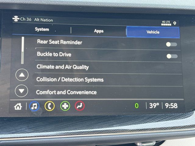 Used 2022 Buick Envision Essence w/ Safety Package image 28