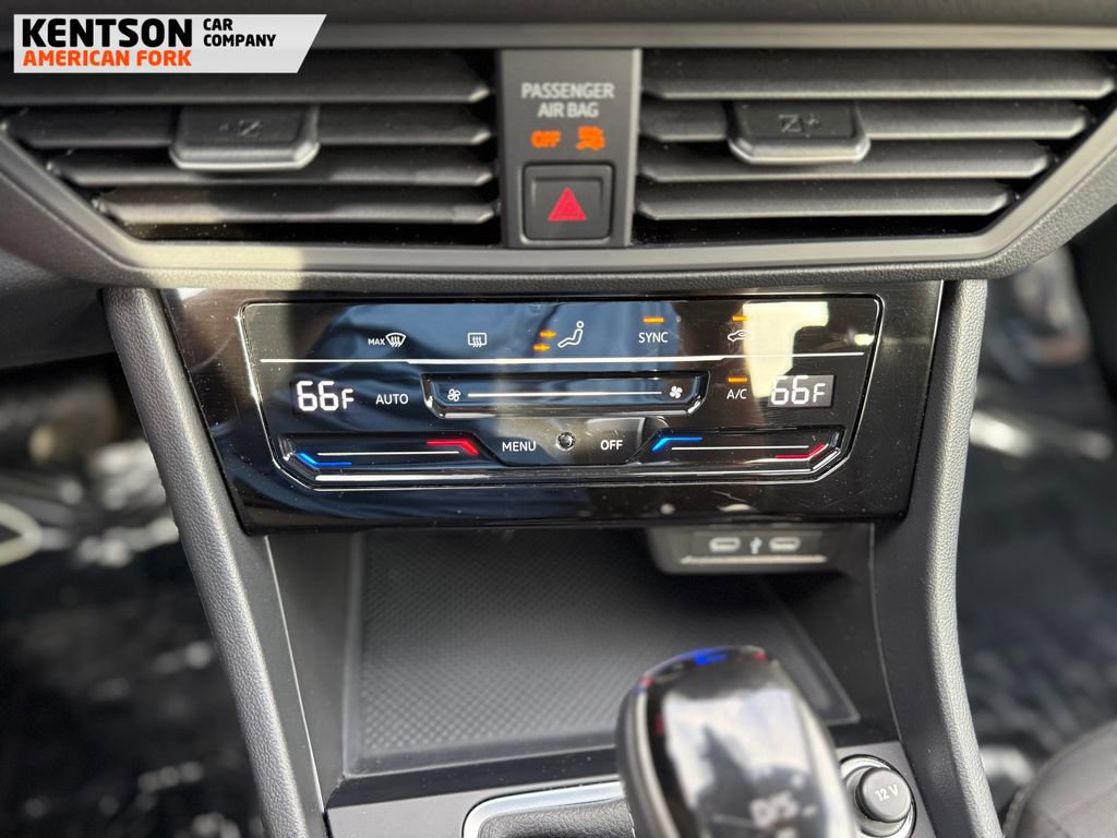 Used 2025 Volkswagen Jetta S image 29