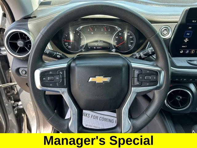 Used 2024 Chevrolet Blazer LT w/ Convenience Package FWD image 17