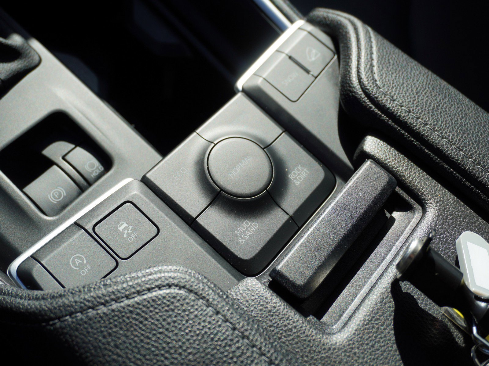 Used 2025 Toyota Grand Highlander AWD image 25