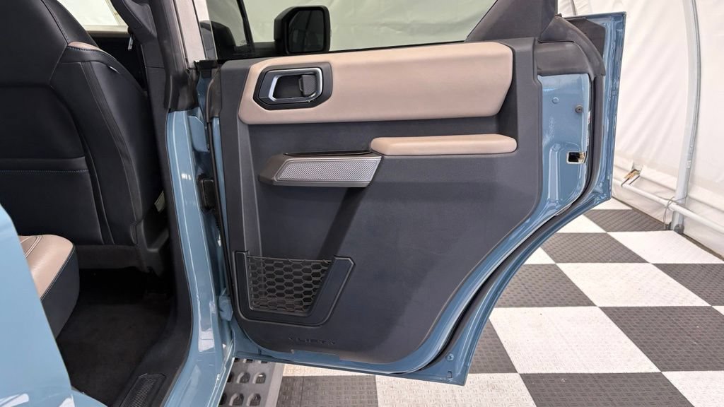 Certified 2022 Ford Bronco Wildtrak AWD/4WD image 31