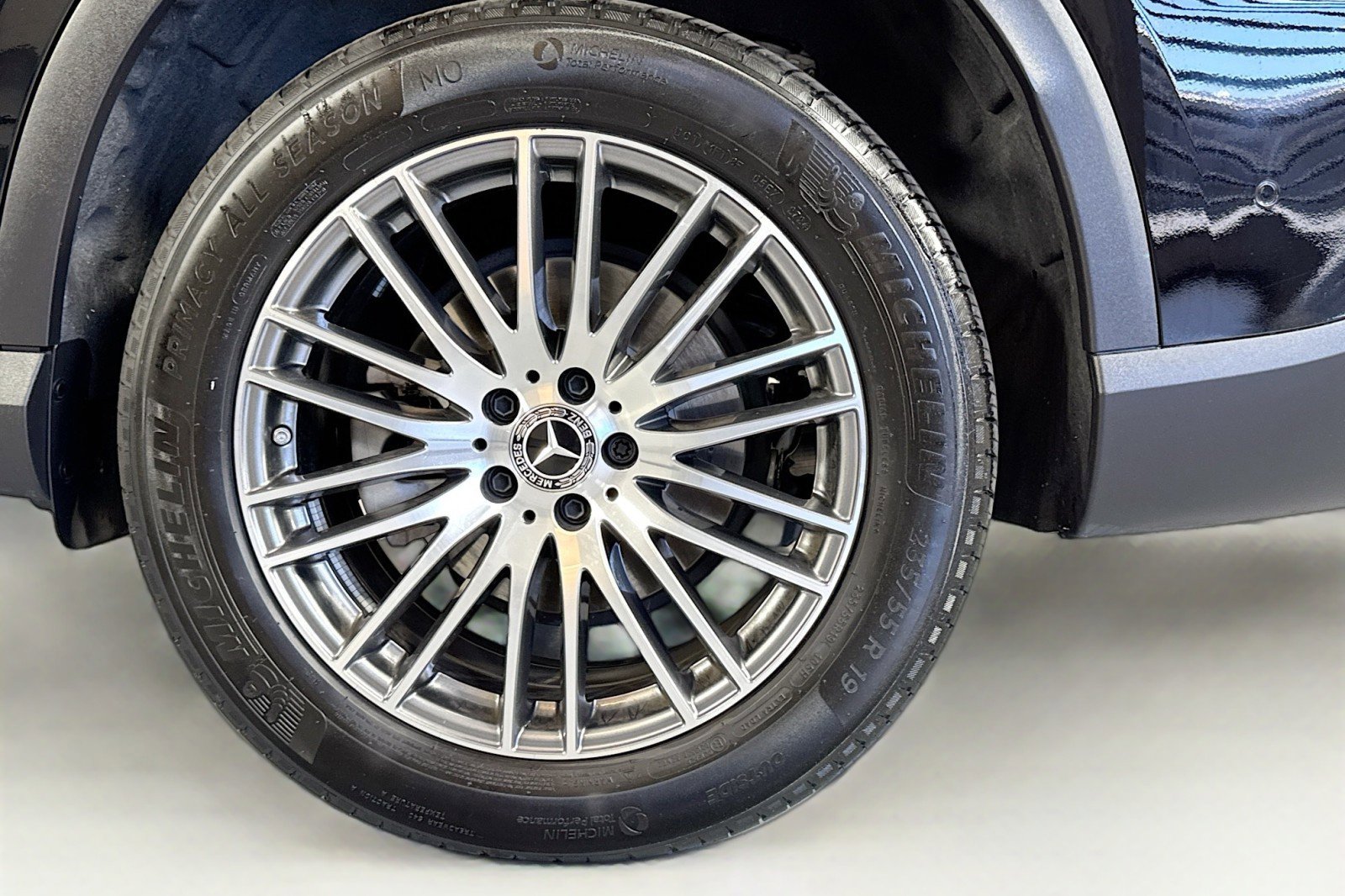 Certified 2025 Mercedes-Benz GLC 300 4MATIC image 30