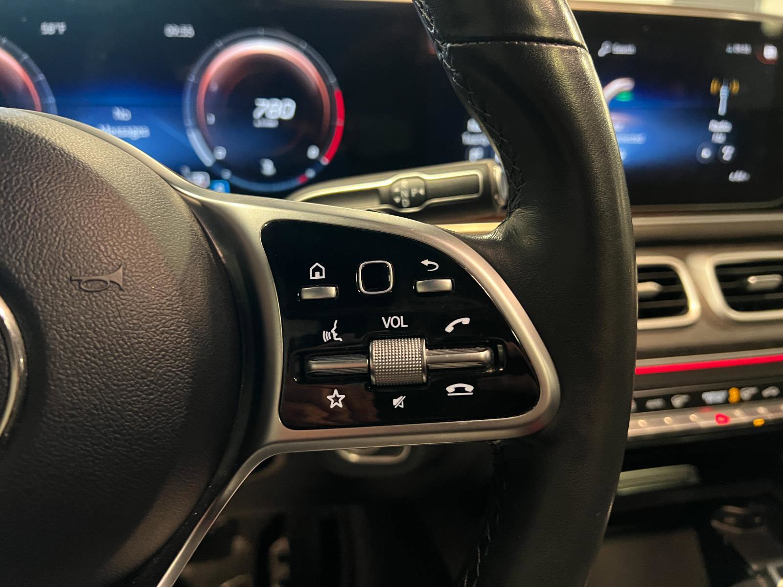 Used 2022 Mercedes-Benz GLE 350 4MATIC image 14