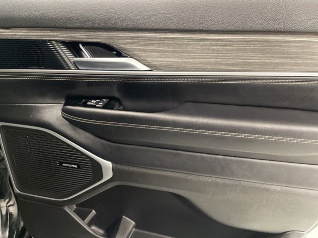 Used 2024 Jeep Wagoneer L Series II w/ Flexible Seating Group image 37