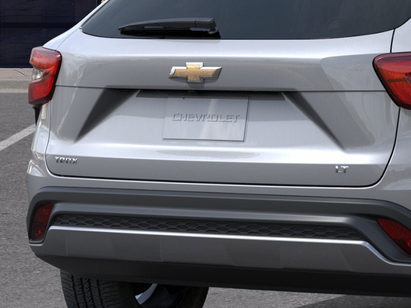 New 2026 Chevrolet Trax LT w/ LT Convenience Package FWD image 14