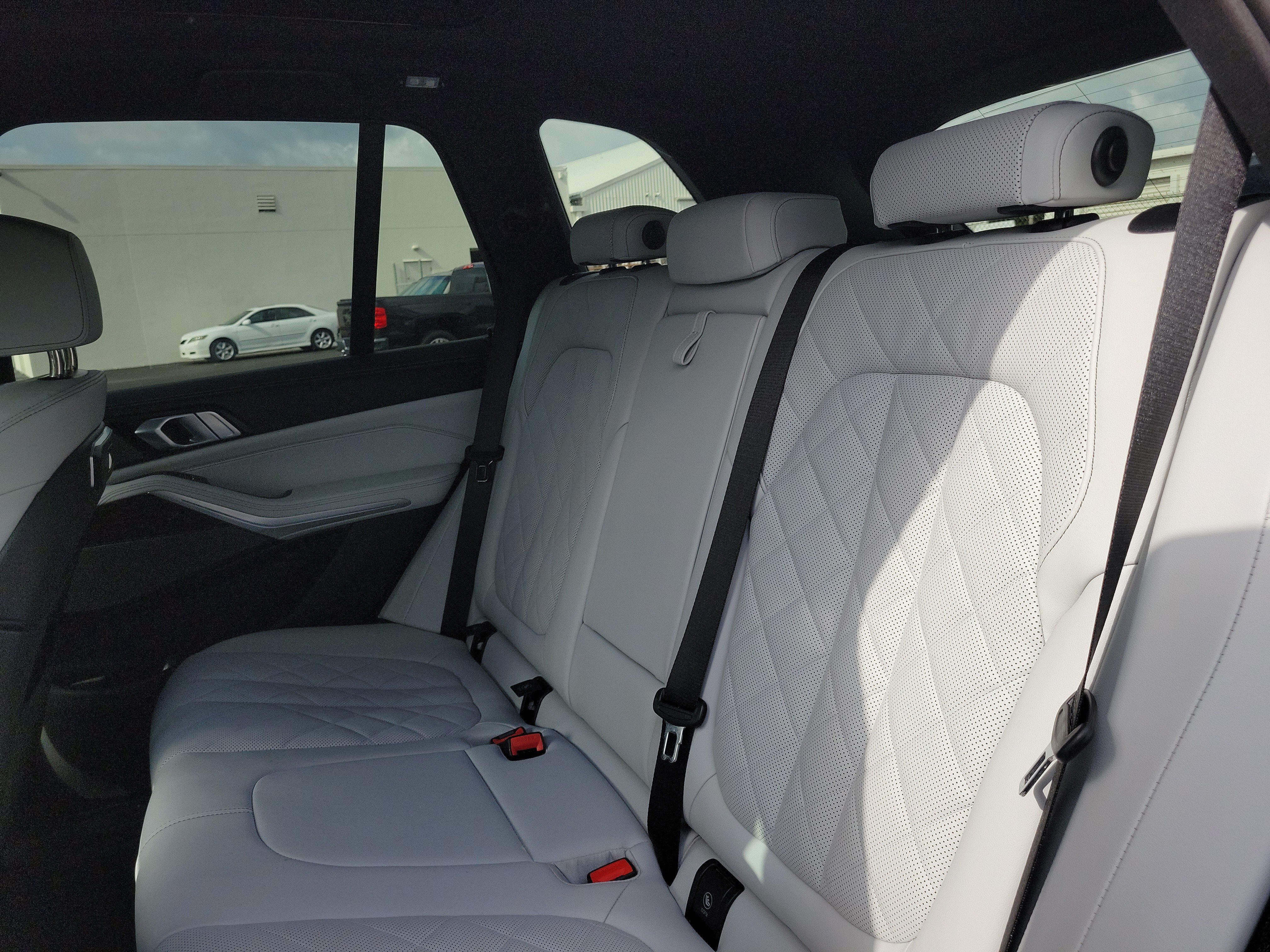 Used 2026 BMW X5 sDrive40i RWD image 11
