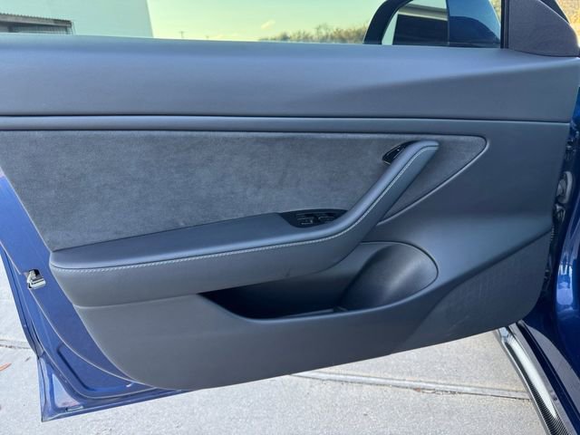 Used 2020 Tesla Model 3 Long Range image 4