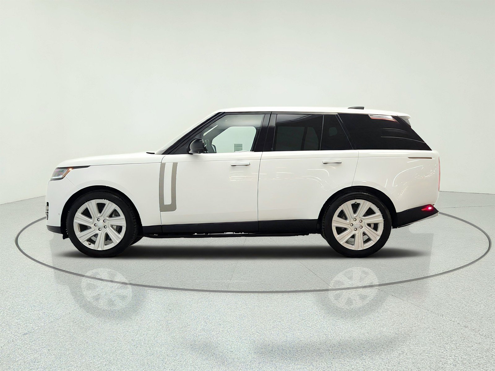 Used 2023 Land Rover Range Rover SE AWD/4WD image 8