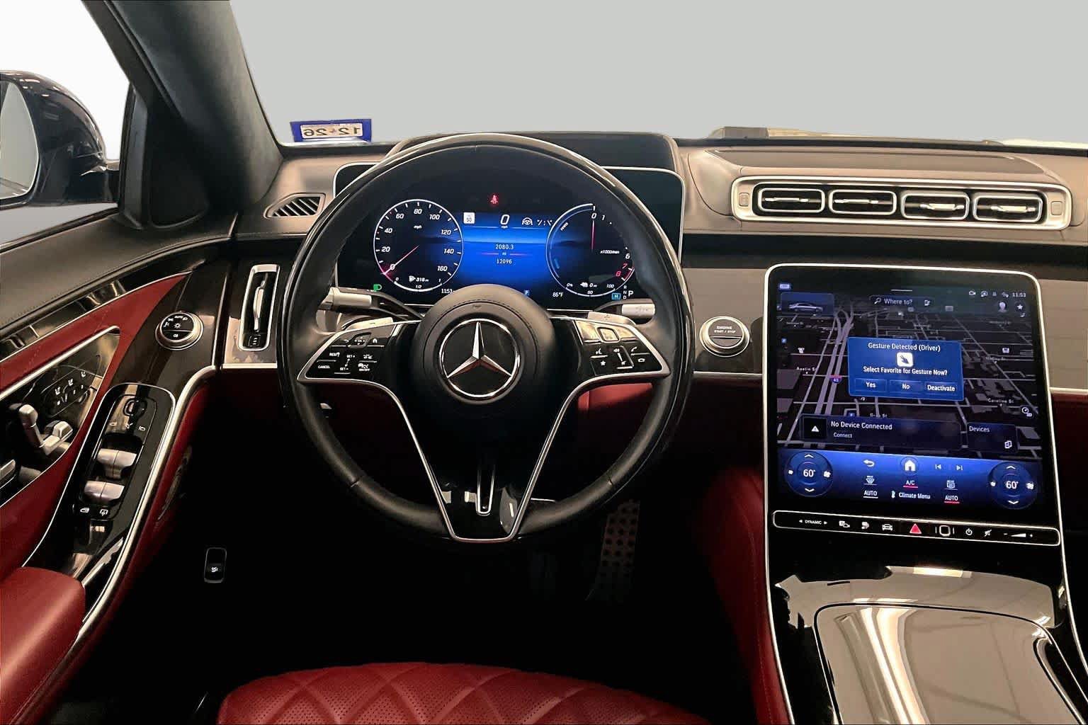 Used 2025 Mercedes-Benz S 580e 4MATIC Sedan image 17