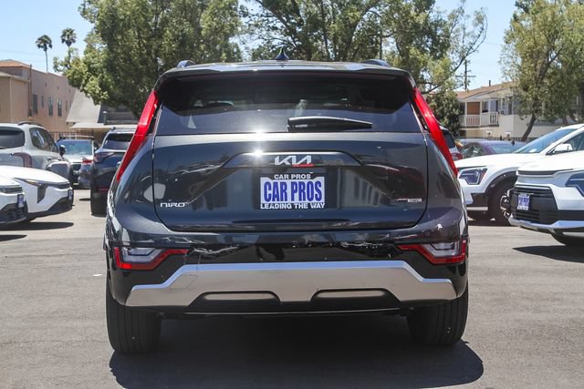 New 2026 Kia Niro SX Touring FWD image 16