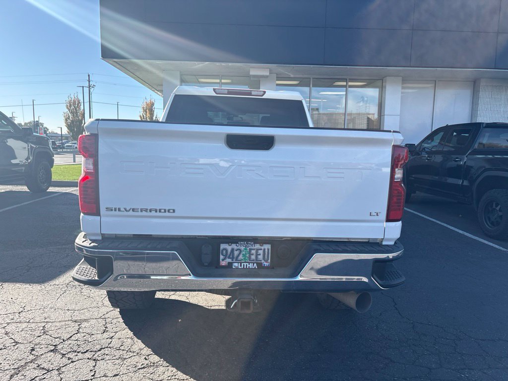 Used 2021 Chevrolet Silverado 2500 LT w/ Fleet Comfort Package AWD/4WD image 3