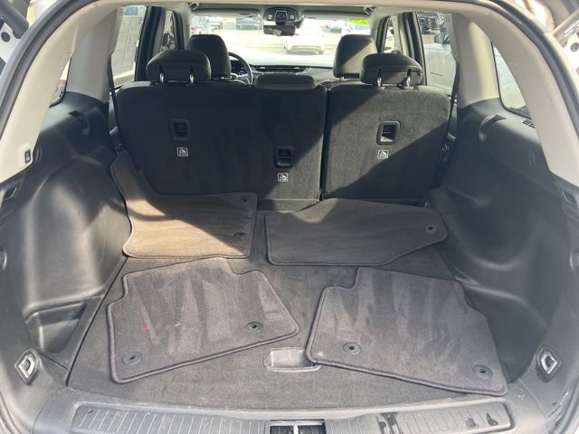 Used 2023 Jeep Grand Cherokee Limited w/ Luxury Tech Group II image 11