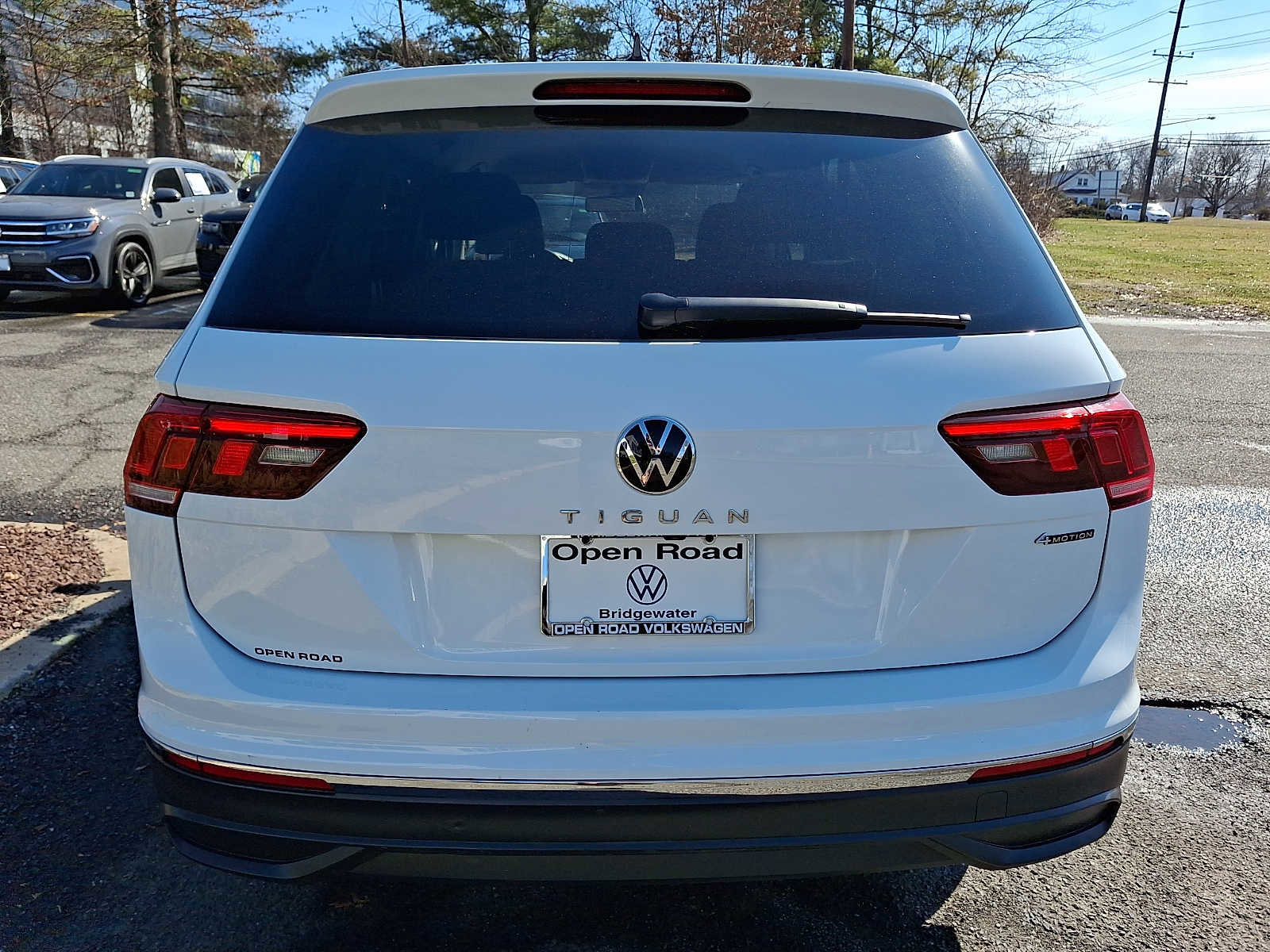 Used 2022 Volkswagen Tiguan S image 5